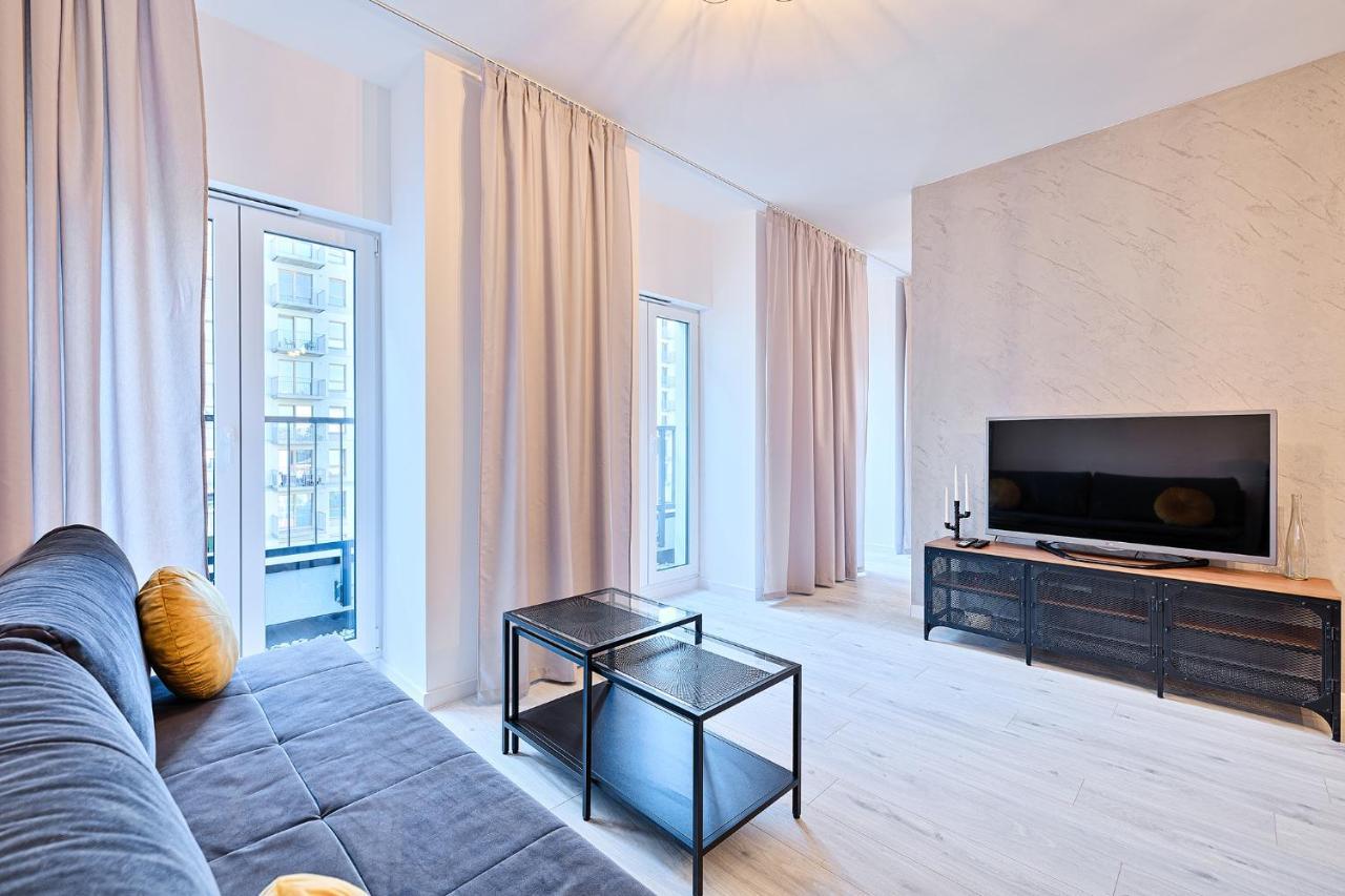 Apartment Diasfera I By Lookap